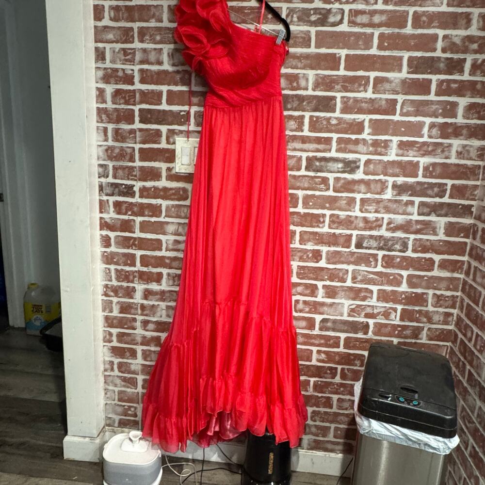 NWT Mac Duggal Ruffled One Shoulder Asymmetrical Gown Hot Pink Fuschia Size 6 - Picture 2 of 10